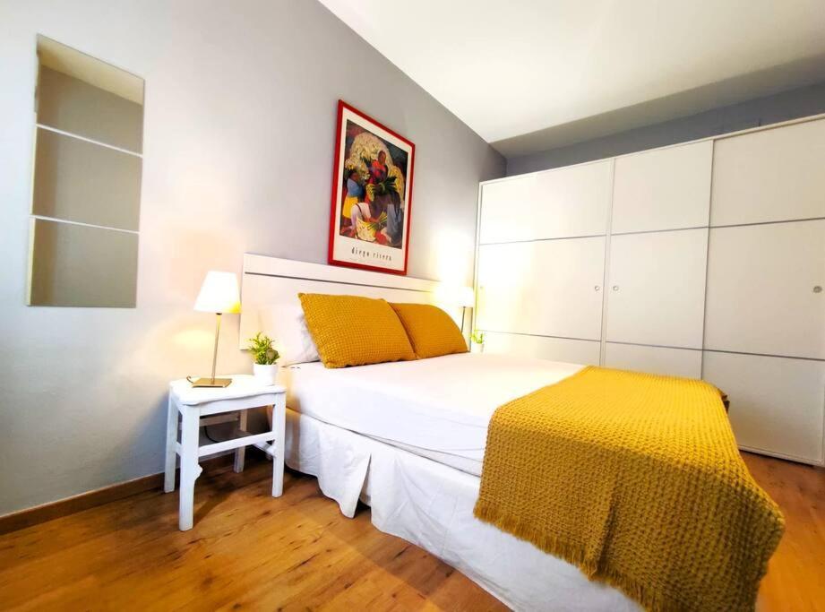 Plaza Cristo De Burgos Apartment เซบีญา ภายนอก รูปภาพ